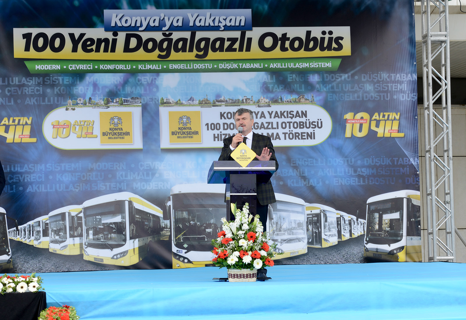 100 Yeni Doğalgazlı Otobüs Hizmete Sunuldu
