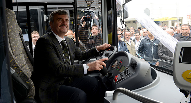 100 Yeni Doğalgazlı Otobüs Hizmete Sunuldu