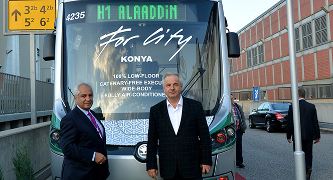 Konya'da Hizmete Giren Tramvaylar Berlin'de Büyük İlgi Gördü