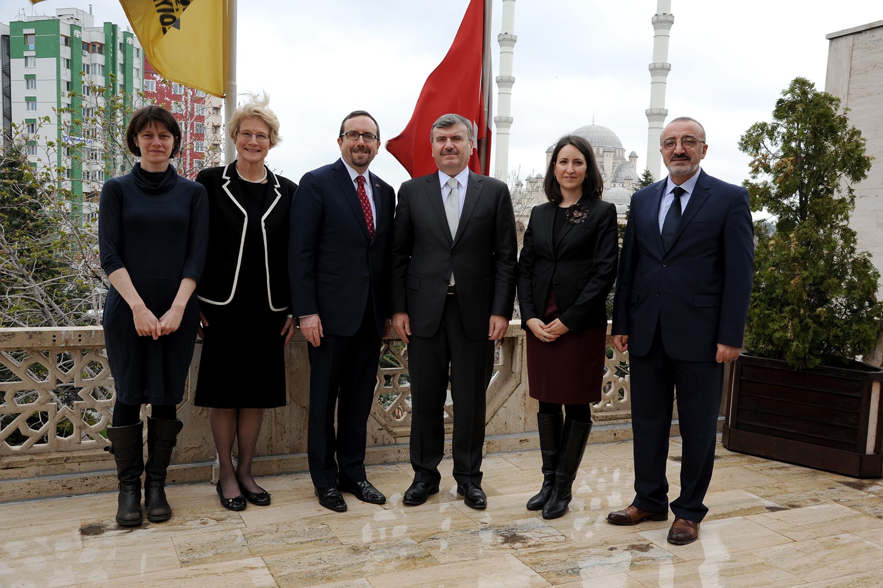 ABD Büyükelçisi Başkan Akyürek'i Ziyaret Etti