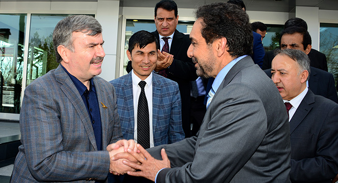 Afganistan İle Dostluk Bağları Kuvvetleniyor