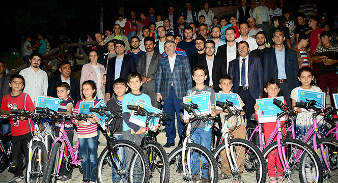 Müslümanlar Bir Binanın Tuğlaları Gibidir