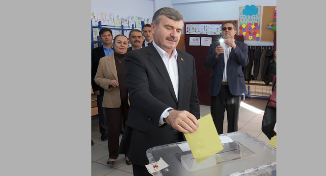 Başkan Akyürek Oyunu 2022 Nolu Sandıkta Kullandı