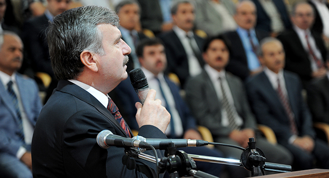 Başkan Akyürek Belediye Personeliyle Bayramlaştı