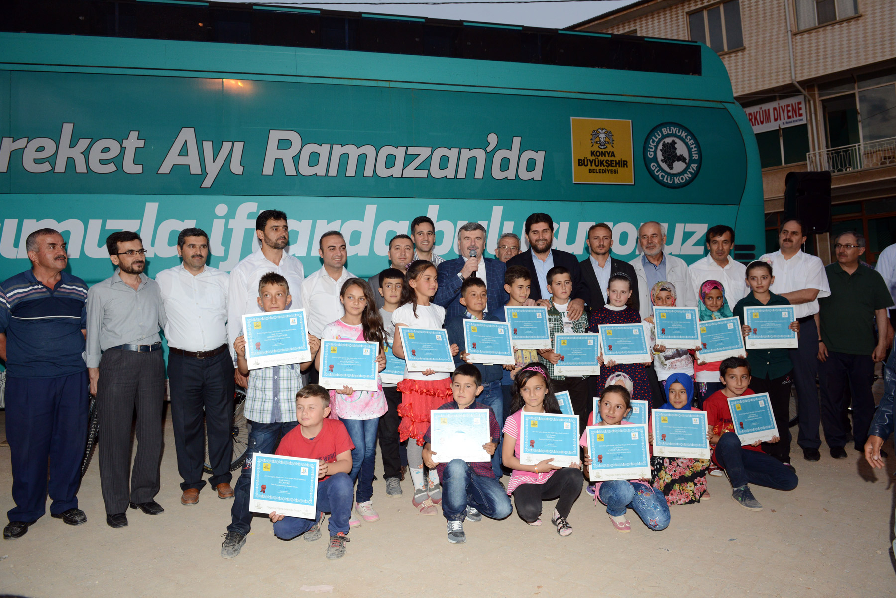 2 Yıl İçinde Bütün Büyükşehir Yolları Tamamlanacak