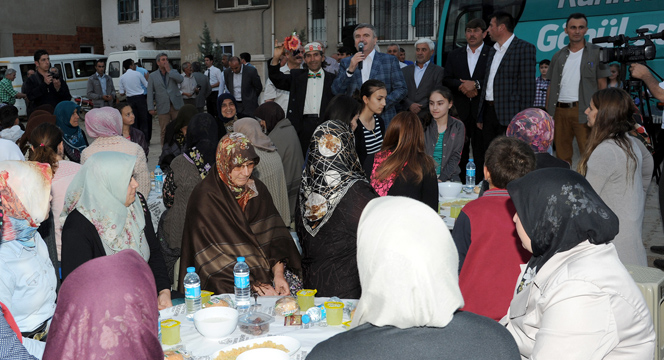 Akyürek: Müslüman Kardeşlerimize Dua Edelim