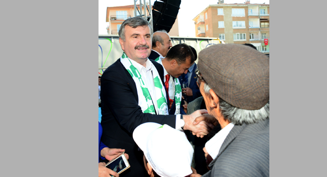 Ereğli'de Başkan Akyürek'e Sevgi Seli
