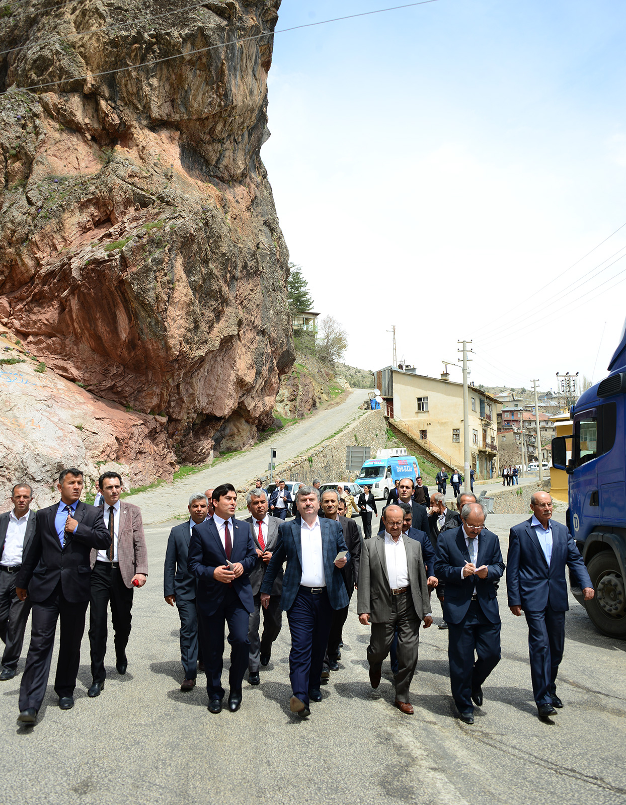 Başkan Akyürek 28 İlçede Yatırımları Başlattı