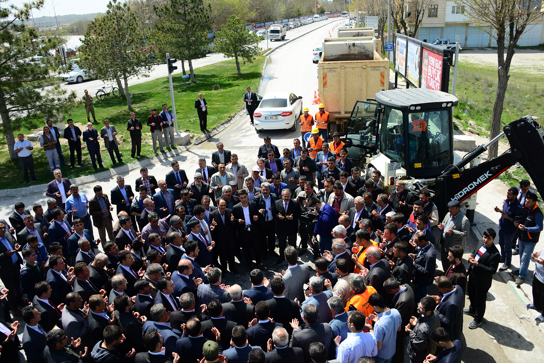 Başkan Akyürek 28 İlçede Yatırımları Başlattı
