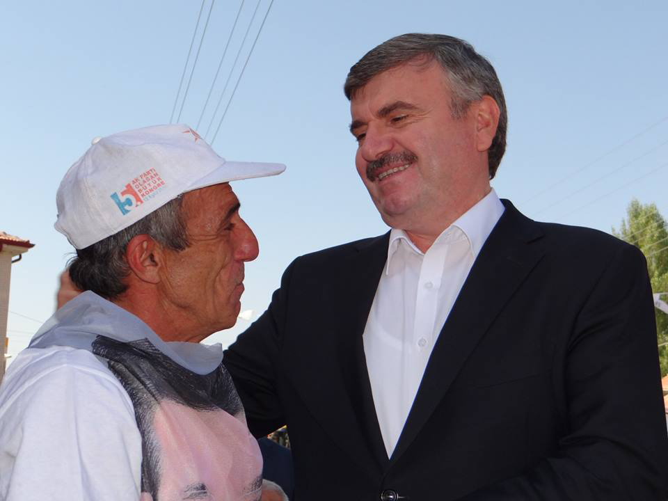 İlçelerdeki Yatırım Hamlesi 4 İlçede Birden Devam Etti 