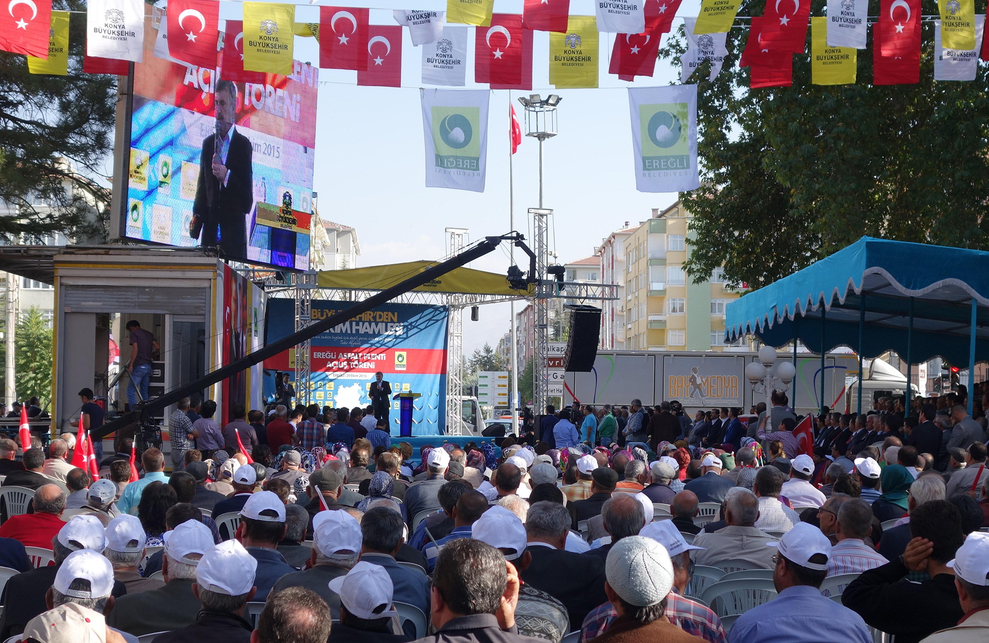 İlçelerdeki Yatırım Hamlesi 4 İlçede Birden Devam Etti 