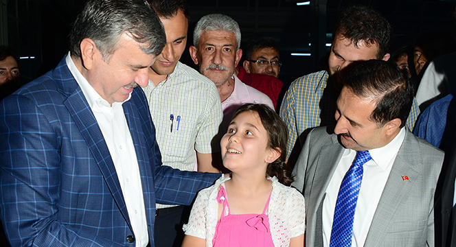 'Çocuklarımızı Milli ve Manevi Değerlere Bağlı Yetiştirelim'