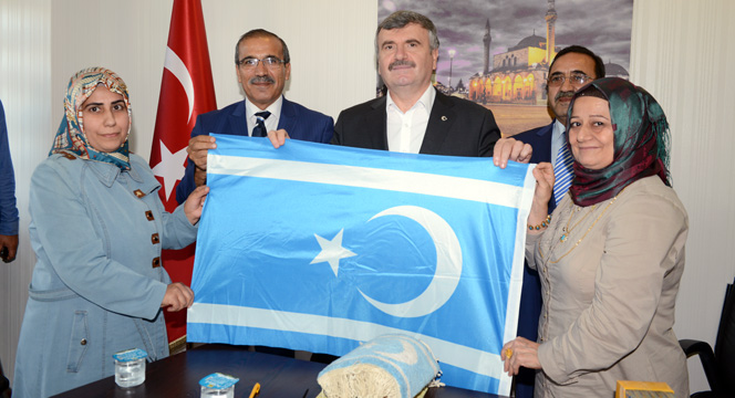 Büyükşehir'den Kuzey Iraklı Öğrencilere Eğitim Desteği