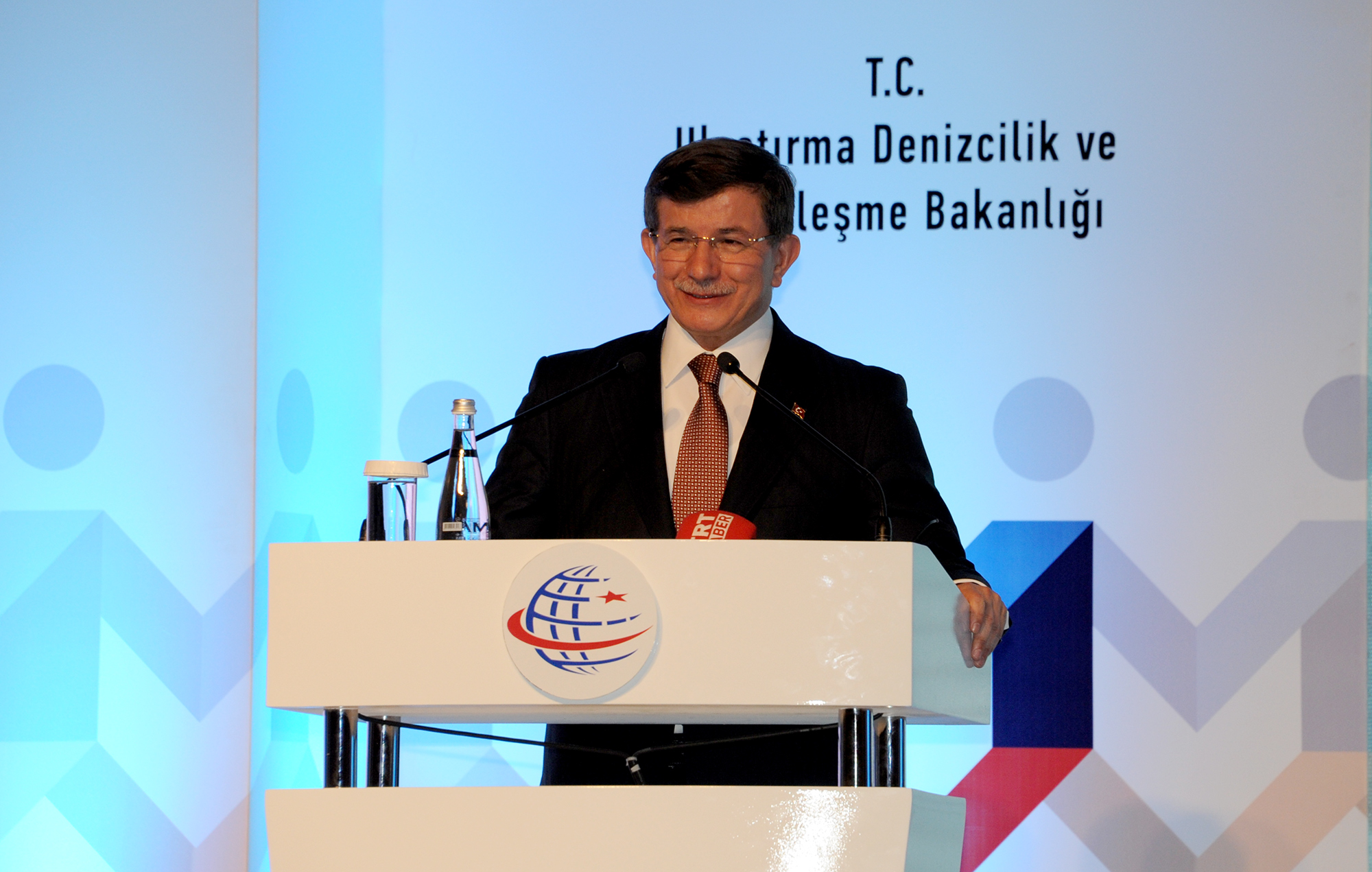 Başbakan Davutoğlu'ndan Konya'ya Metro Müjdesi