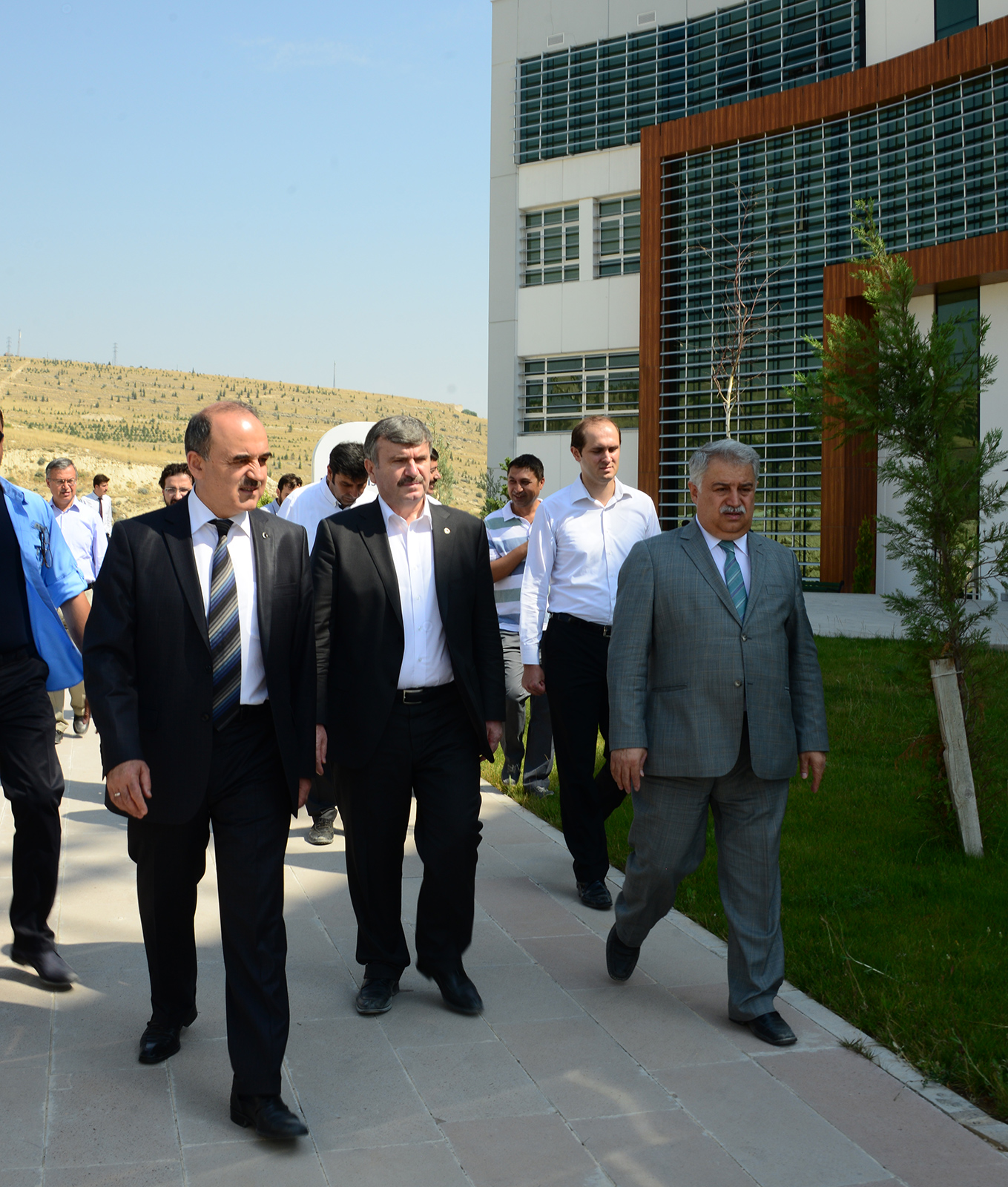 Vali Erol ve Başkan Akyürek NEÜ Kampüs İnşaatını İnceledi