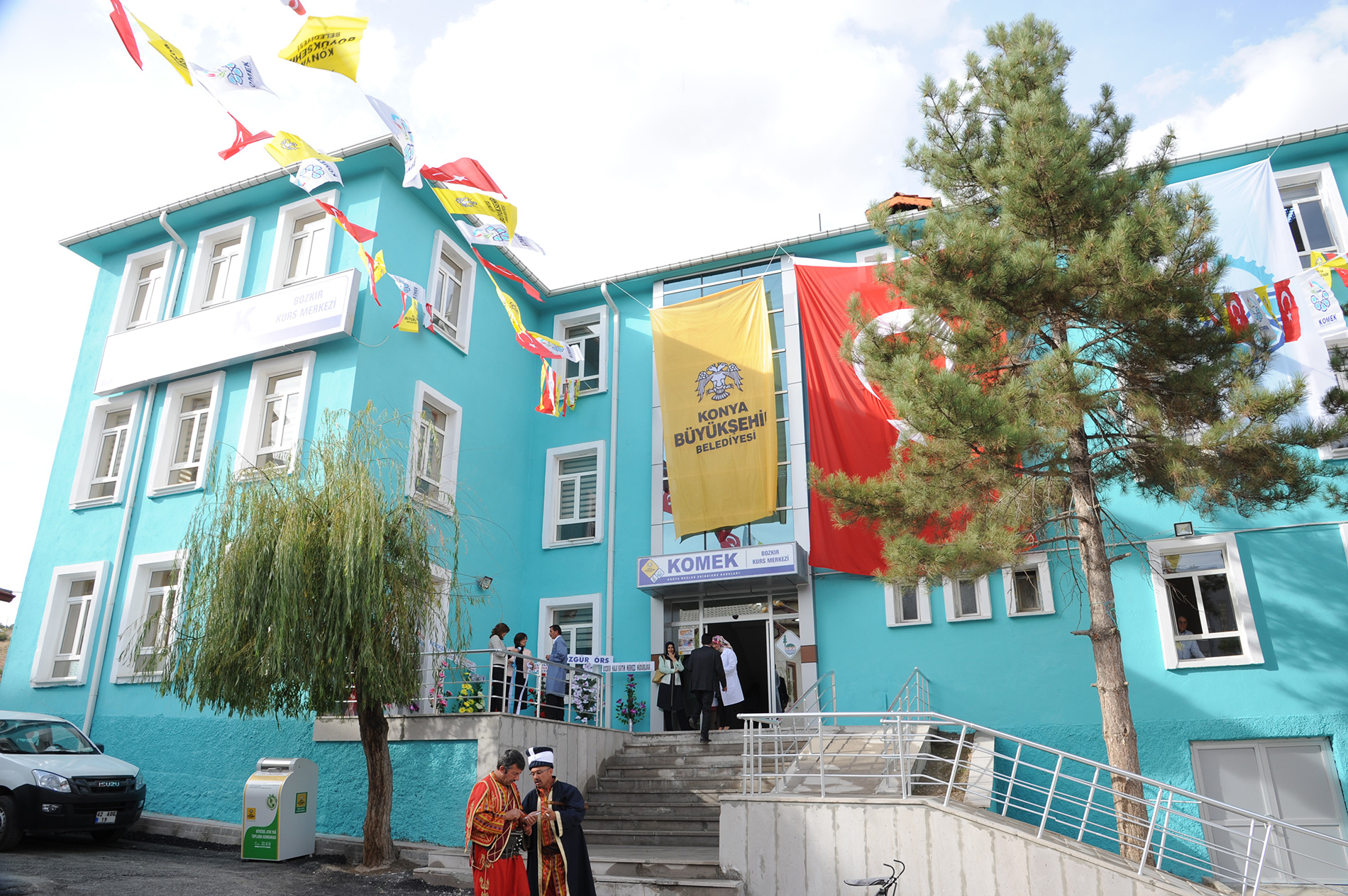 Değerlerimizi Asla Kaybetmemeliyiz