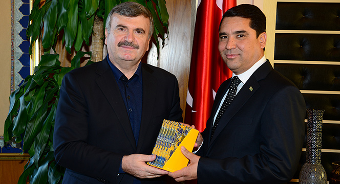Türkmen Heyet Başkan Akyürek'i Ziyaret Etti