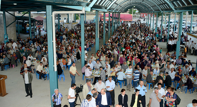 Kardeşlik İftarları Devam Edecek