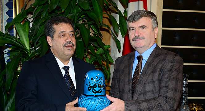 Fas'ın Fes Şehri İle Kardeş Şehir Protokolü İmzalandı 