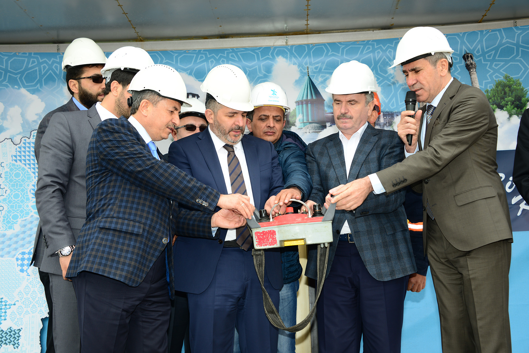 Büyükşehir'den İlçelere Yatırım Yağmuru Başladı