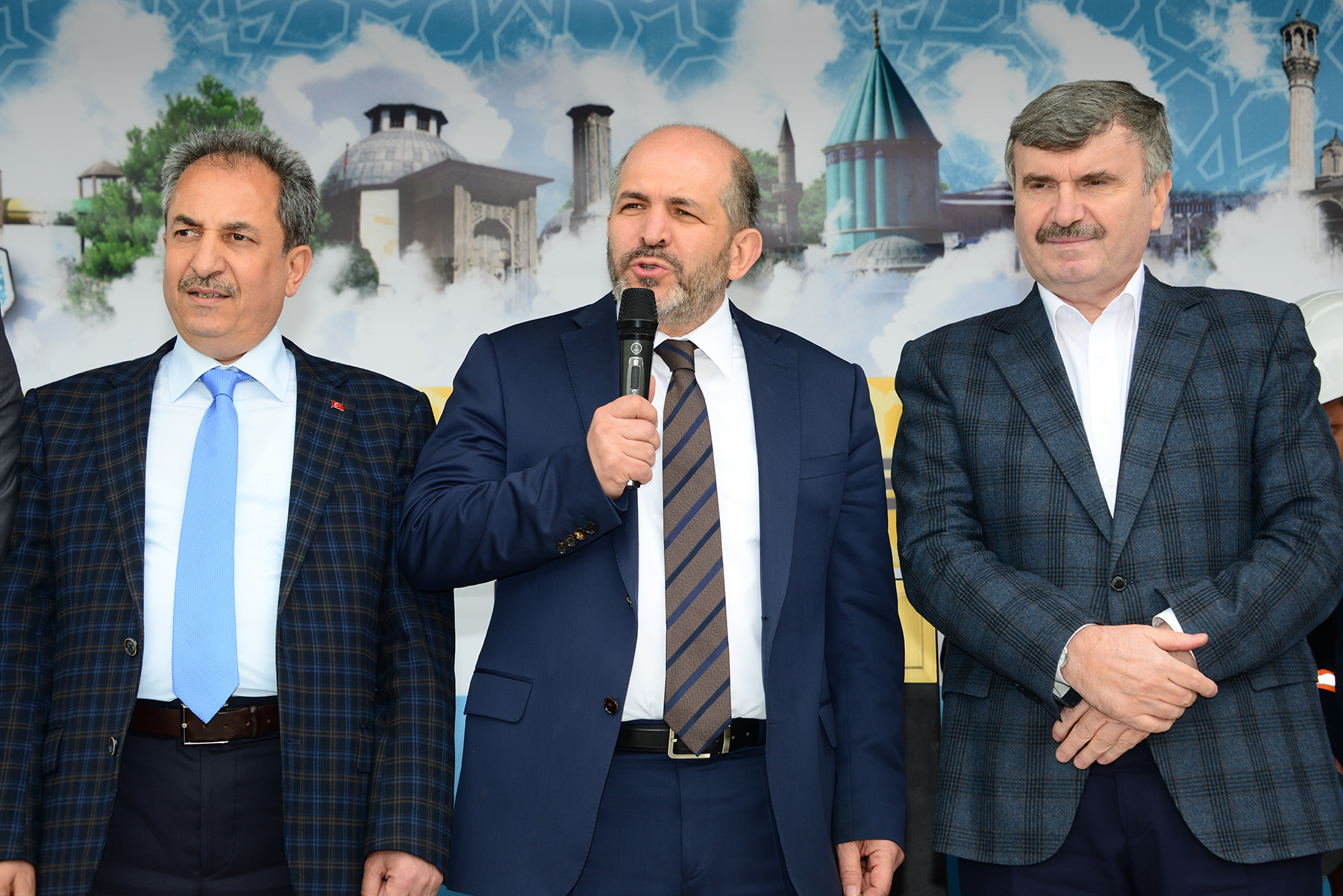 Büyükşehir'den İlçelere Yatırım Yağmuru Başladı