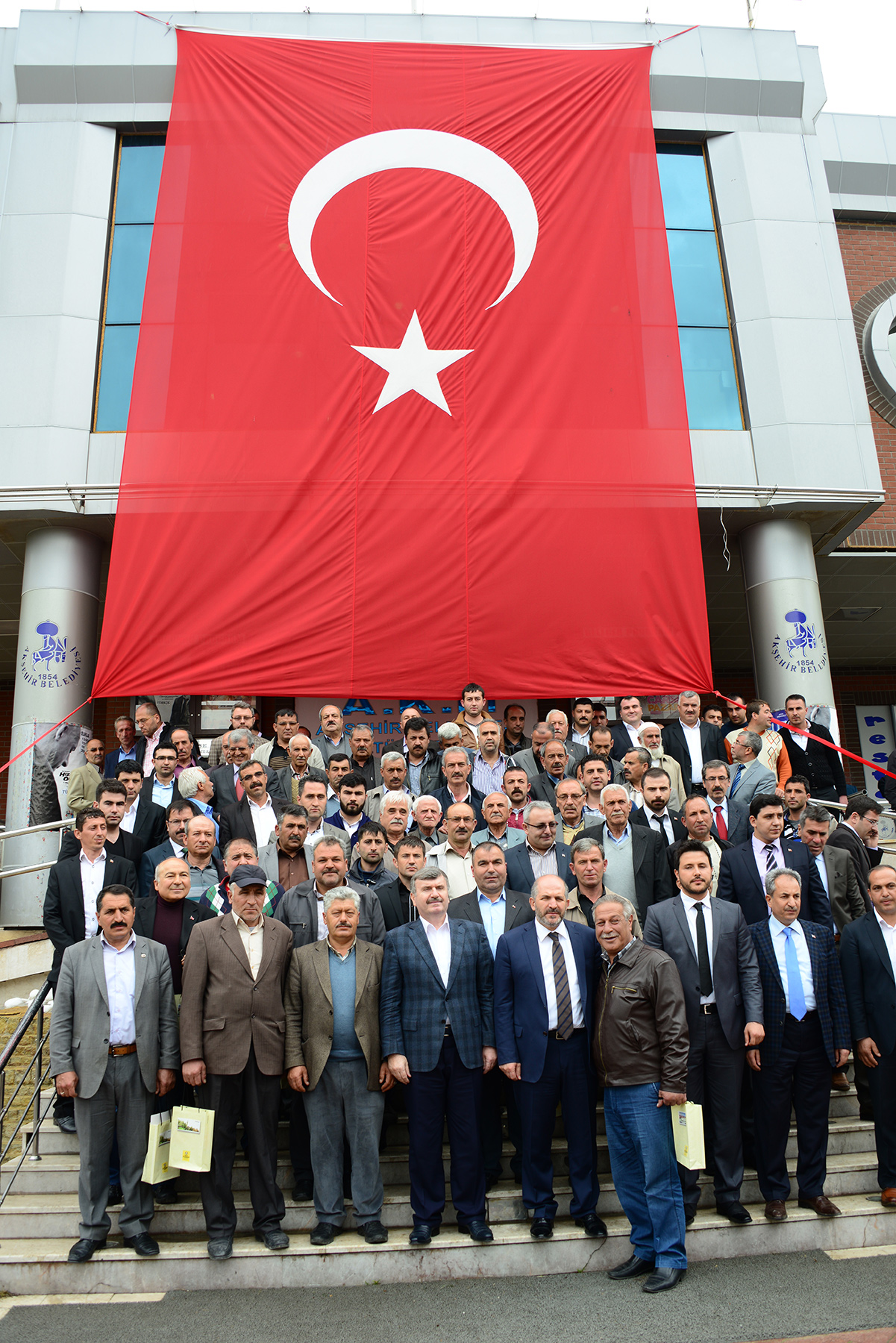 Büyükşehir'den İlçelere Yatırım Yağmuru Başladı