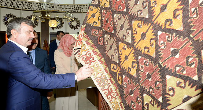Halı ve Kilim Dokuma Geleneği KOMEK'te Canlanıyor