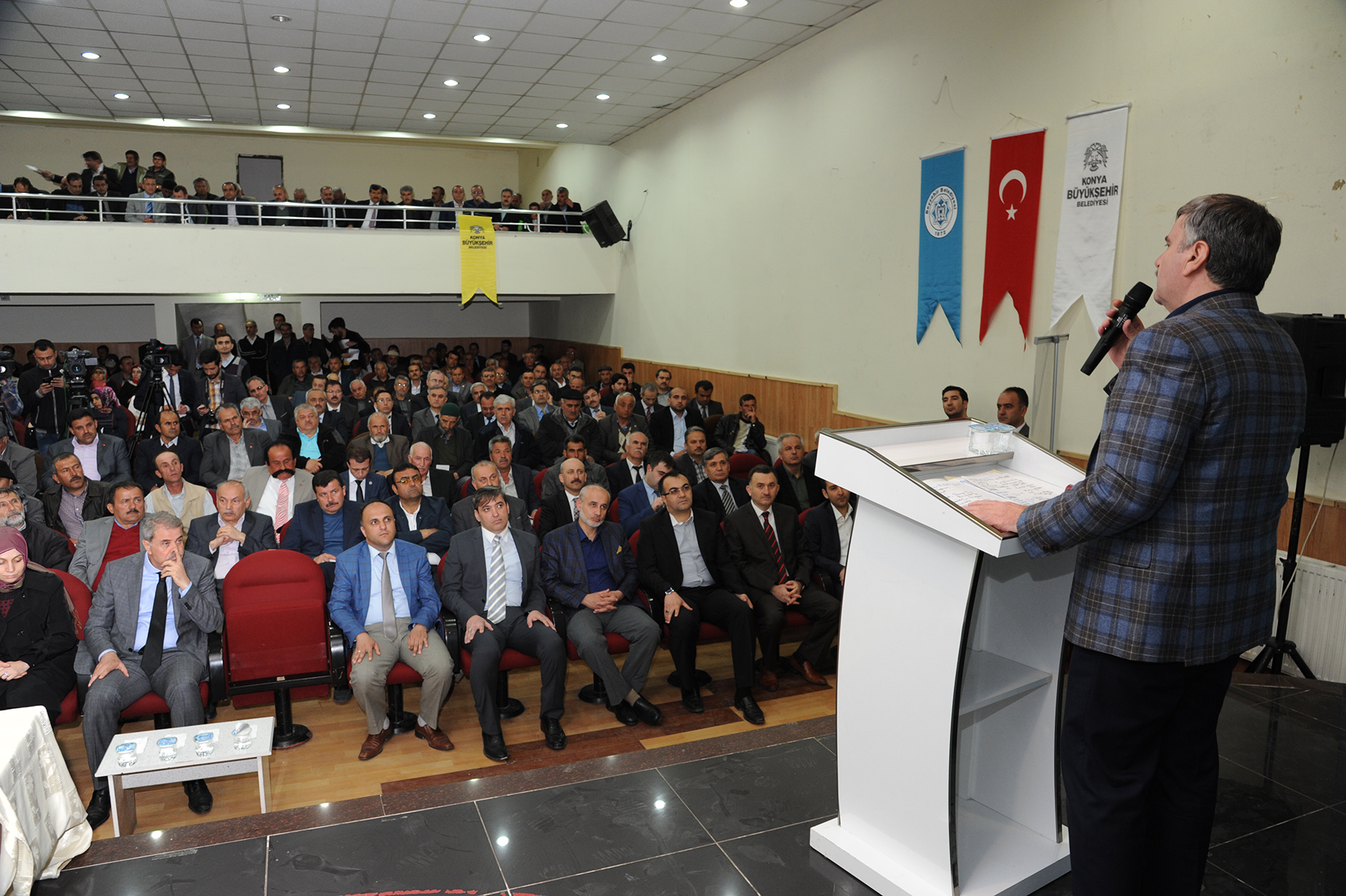 Başkan Akyürek Hüyük, Beyşehir ve Derebucak'ta Yatırımları Anlattı