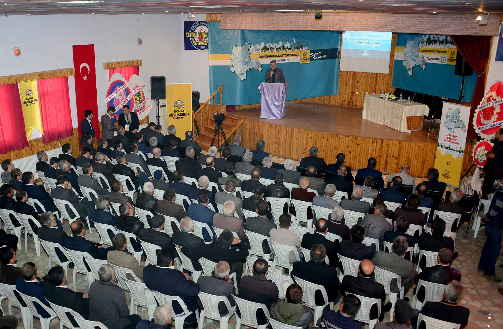 Başkan Akyürek Hüyük, Beyşehir ve Derebucak'ta Yatırımları Anlattı