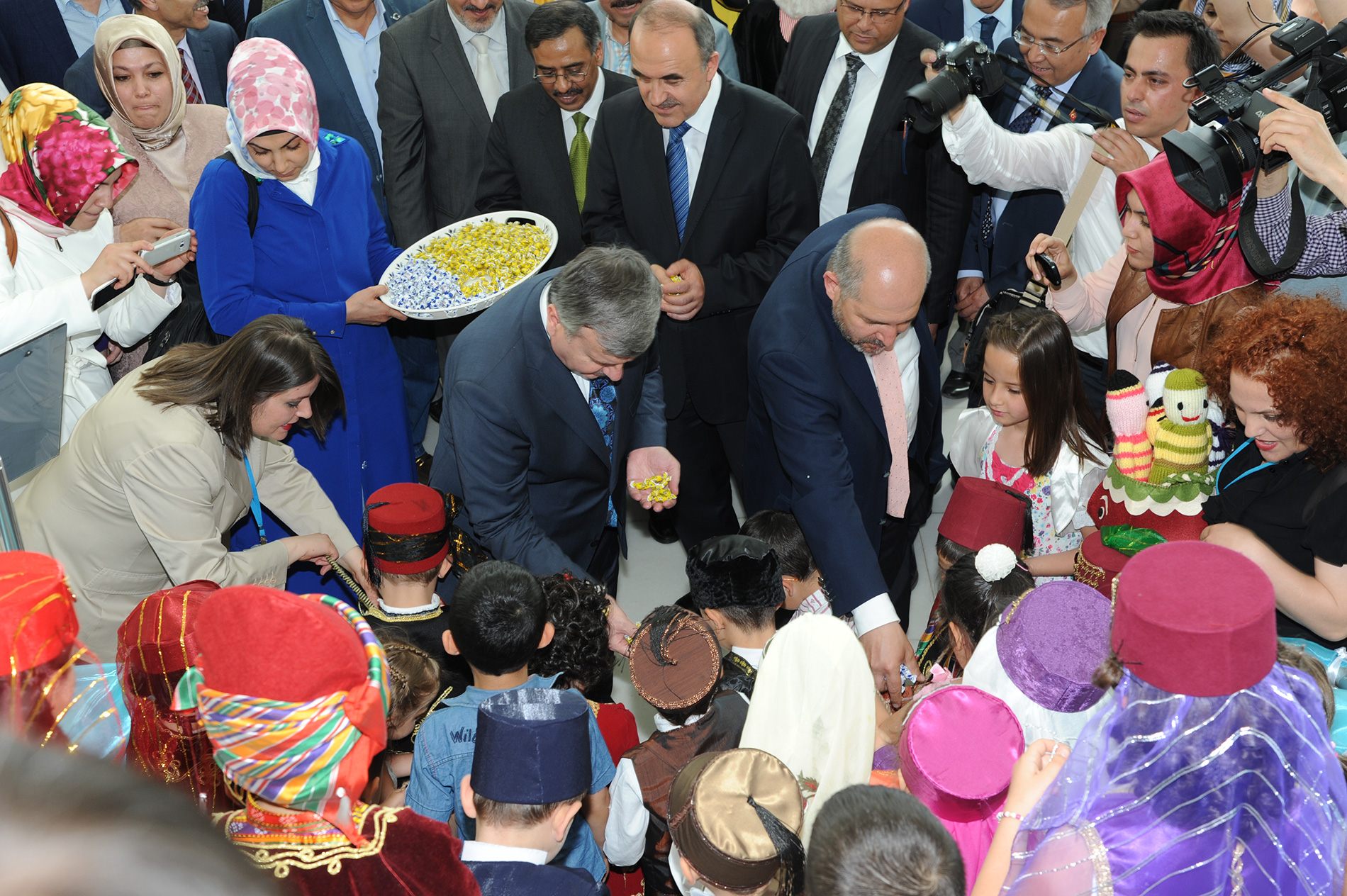 Altın Dokunuşlar - İlmek İlmek Konya Sergisi Açıldı