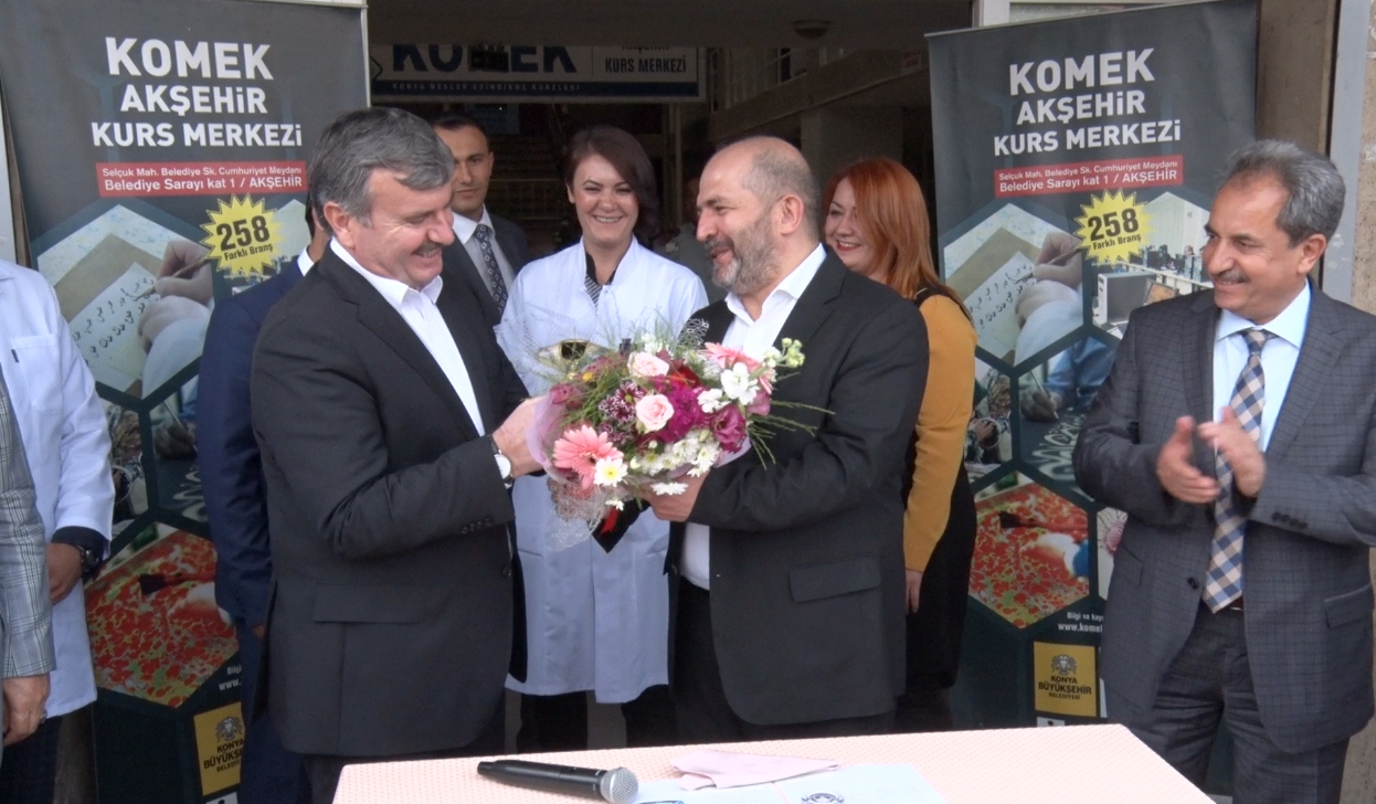 KOMEK Ailesi İlçelerle Birlikte Büyüyor