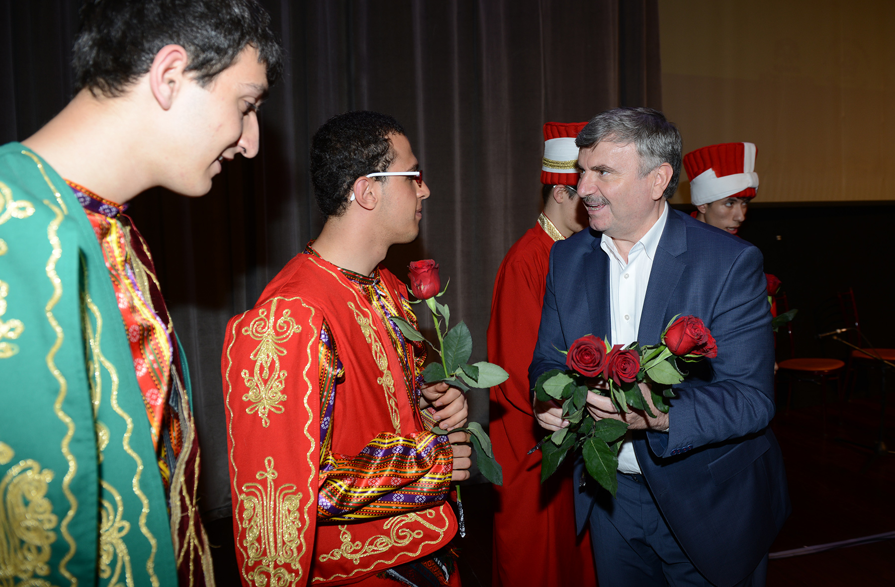 'Engel Tanımayan Yürekler' Duygulandırdı