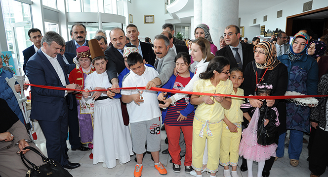 'Engel Tanımayan Yürekler' Duygulandırdı