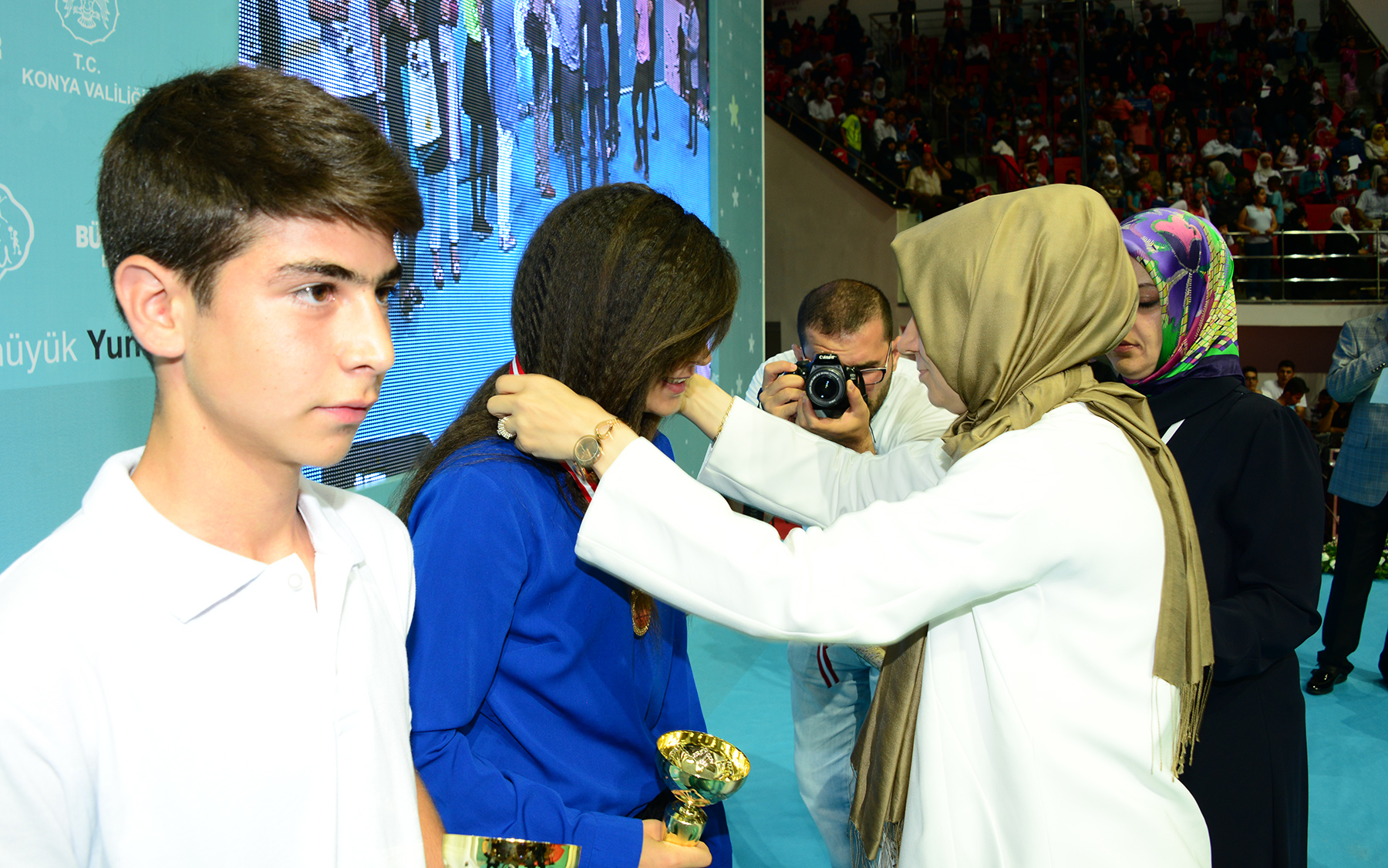 KOMEK Yaz Okulu'ndan Muhteşem Final Gecesi