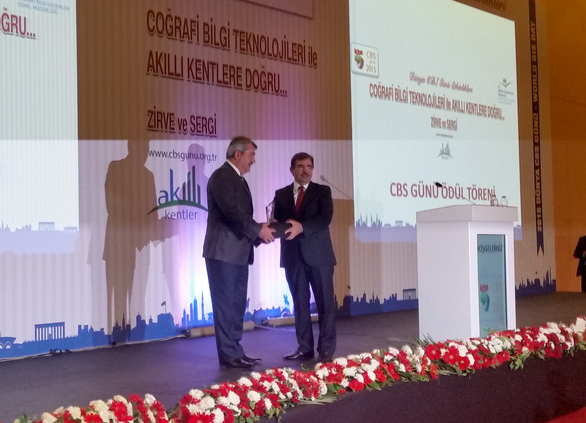 Çevre ve Şehircilik Bakanlığı'ndan Kent Bilgi Sistemi'ne Ödül 
