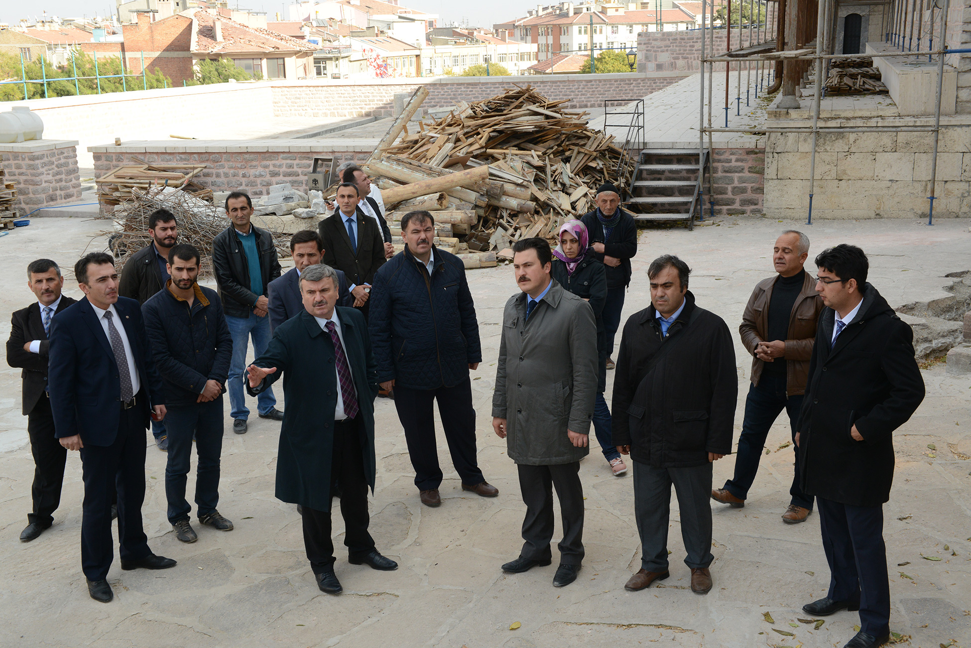Başkan Akyürek Alaaddin Camii'nde İncelemelerde Bulundu