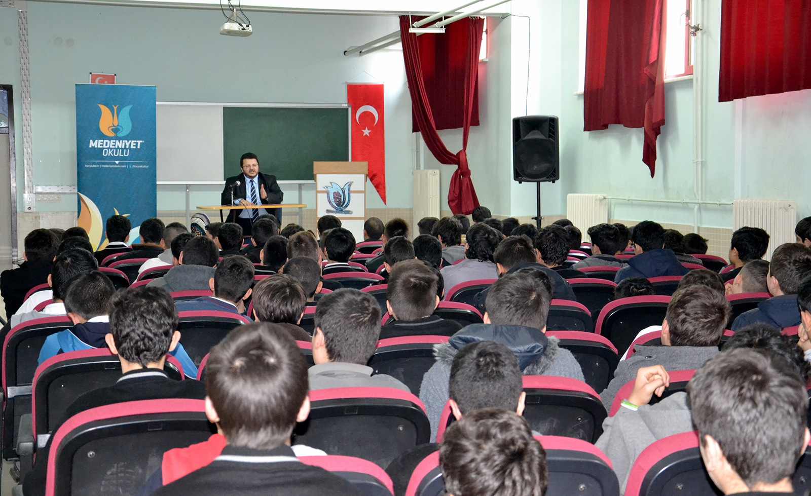 40 Eğitimci ve Yazar Öğrencilerle Buluşuyor