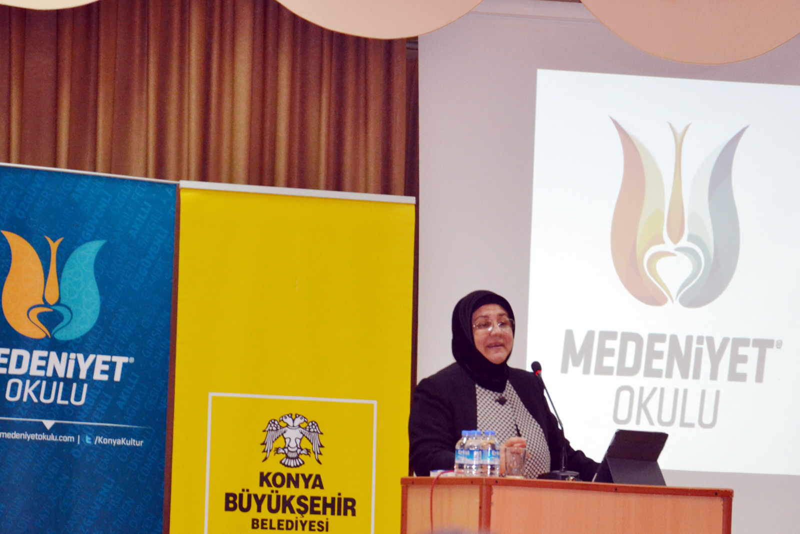 Aile Seminerlerine Yoğun İlgi