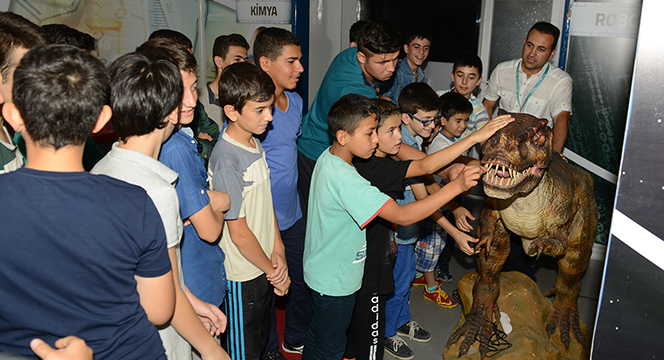 Bilim Tırı Kur'an Kurslarında