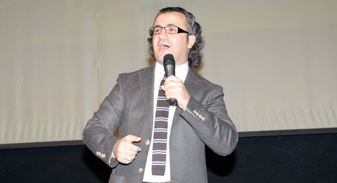 Büyükşehir'den 'Bilinçli Aile' Vurgusu
