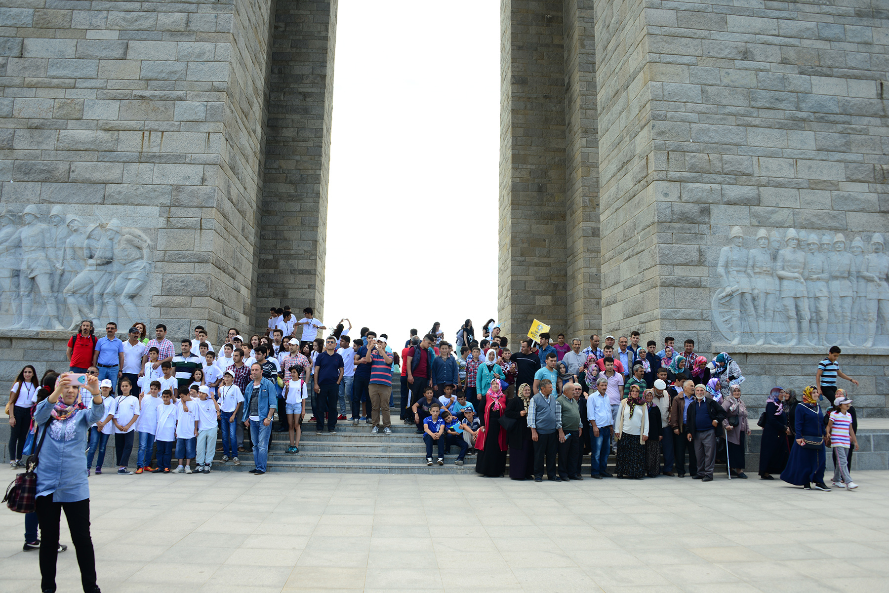 2015'te 2015 Genç Çanakkale'ye Gönderildi