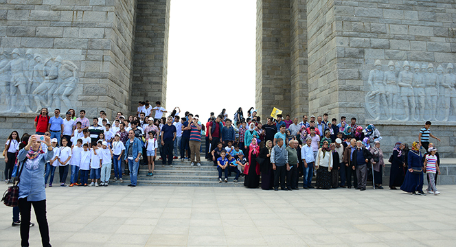 2015'te 2015 Genç Çanakkale'ye Gönderildi