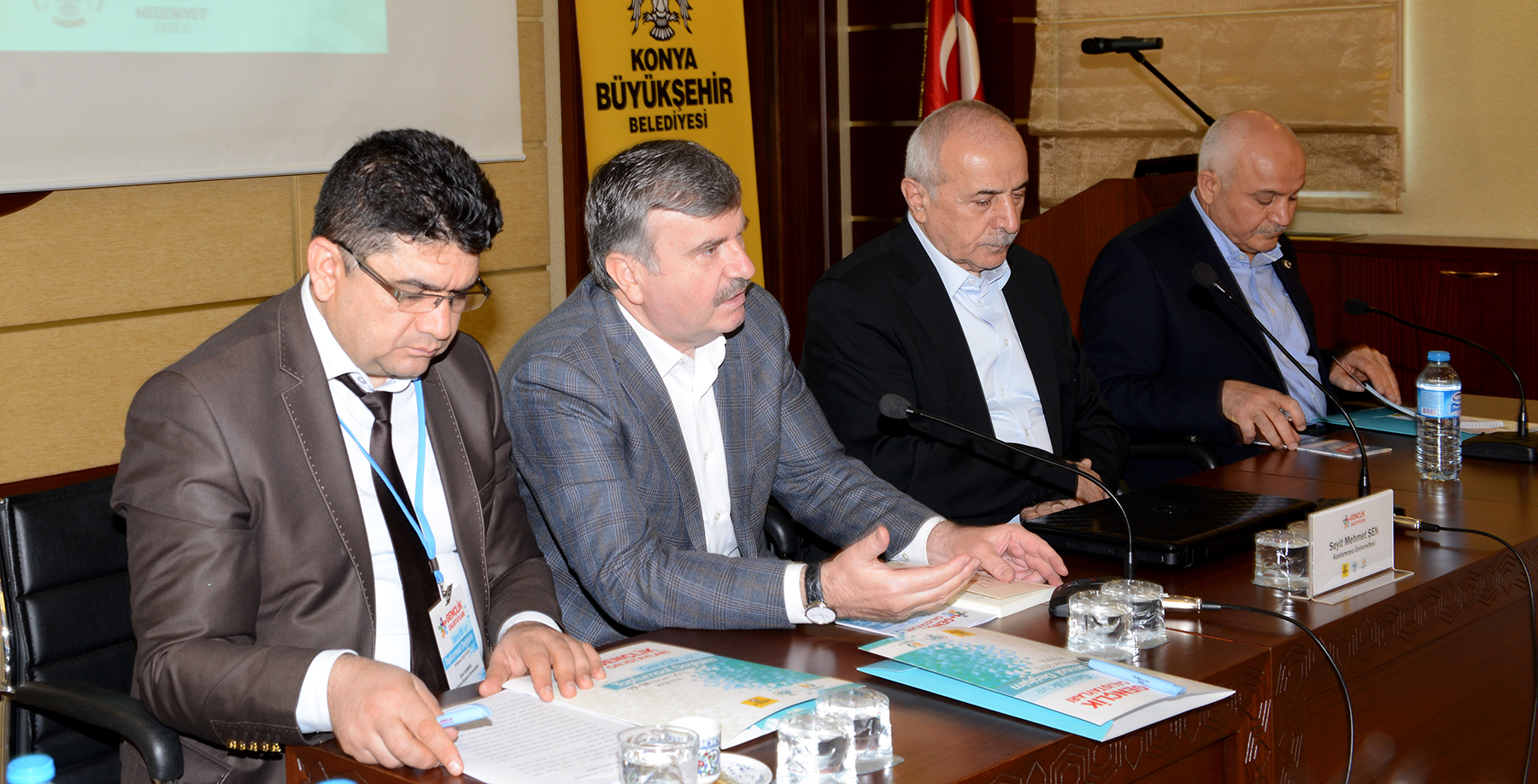 Başkan Akyürek, 'Gençlik ve Toplumsal Değişim' Çalıştayına Katıldı