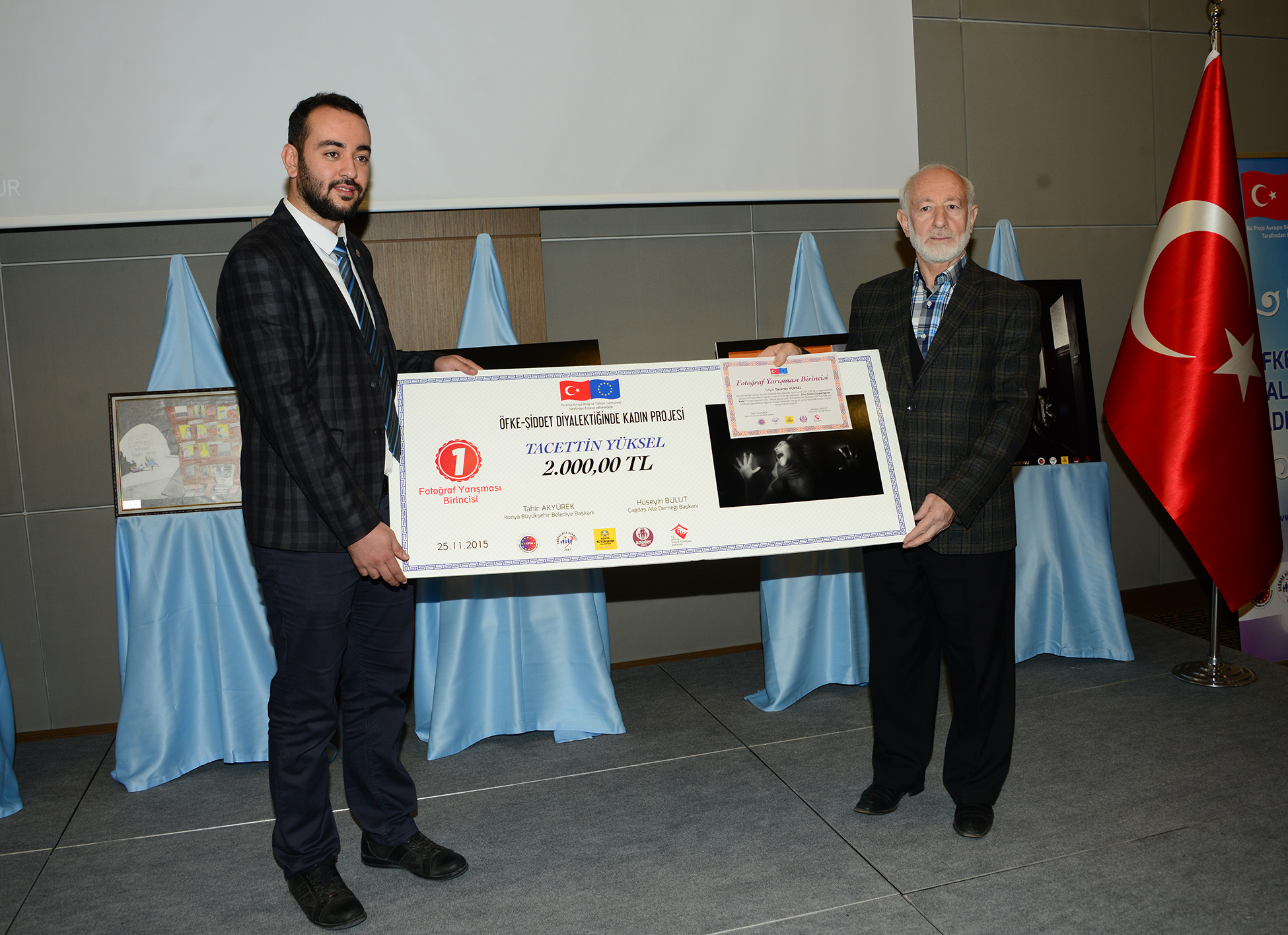 Aile İçi Şiddet Bitirilmeden Toplumsal Huzur Sağlanamaz