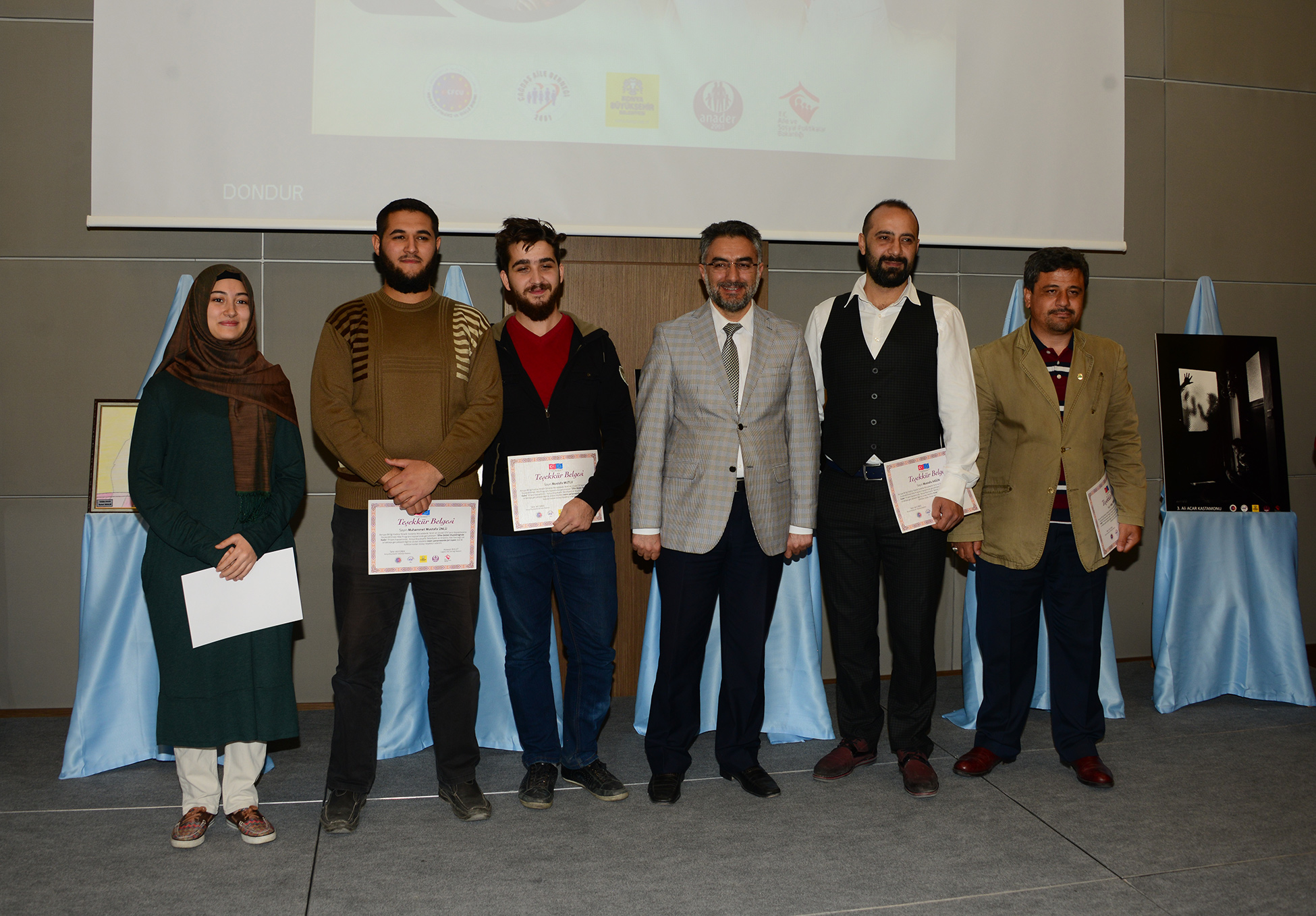 Aile İçi Şiddet Bitirilmeden Toplumsal Huzur Sağlanamaz