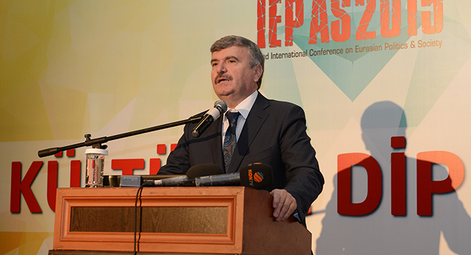 Akademisyenler Kültürel Diplomasiyi Konuşuyor