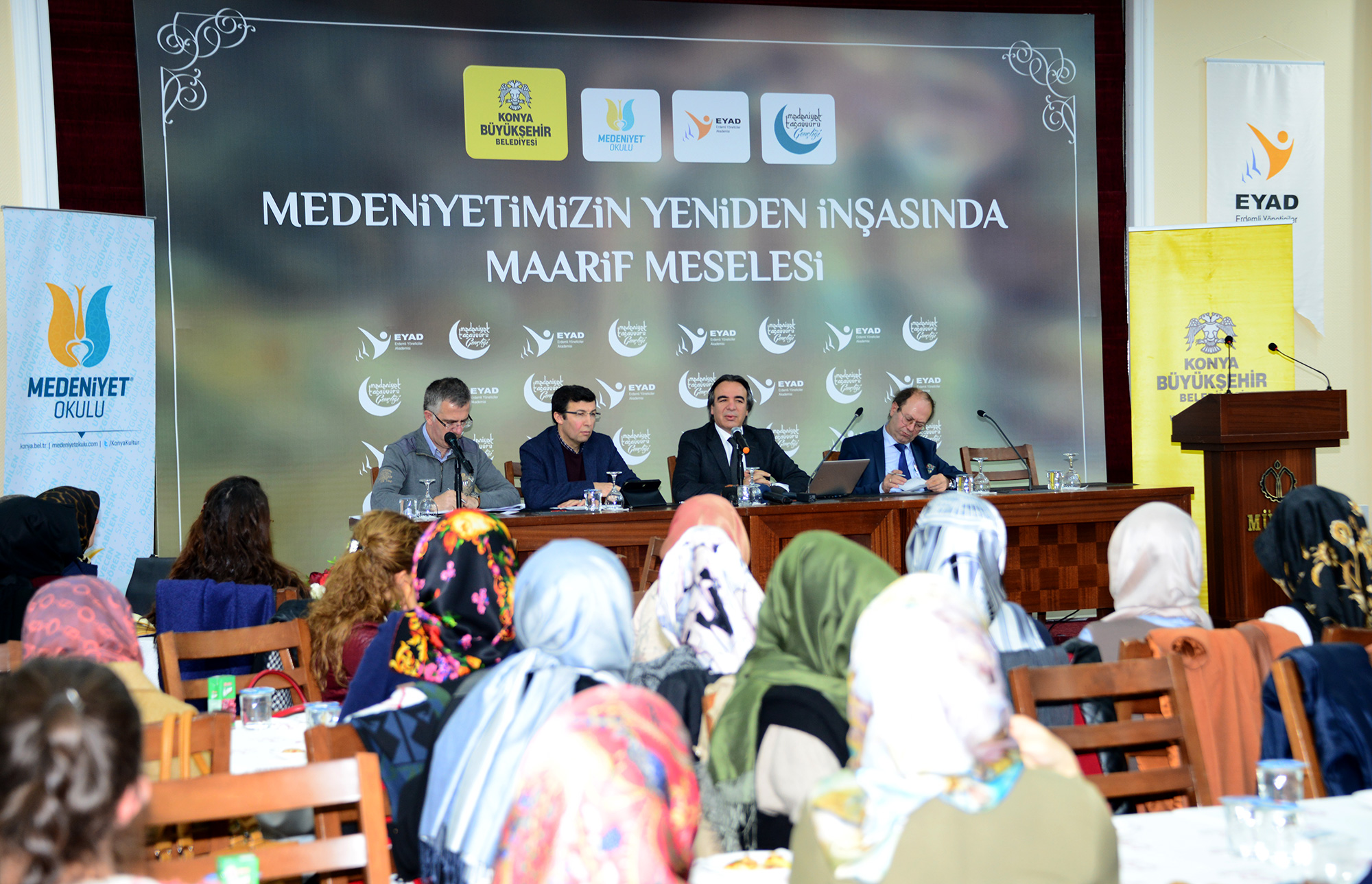 Medeniyetimizin Yeniden İnşasında Maarif Meselesi Paneli Yapıldı