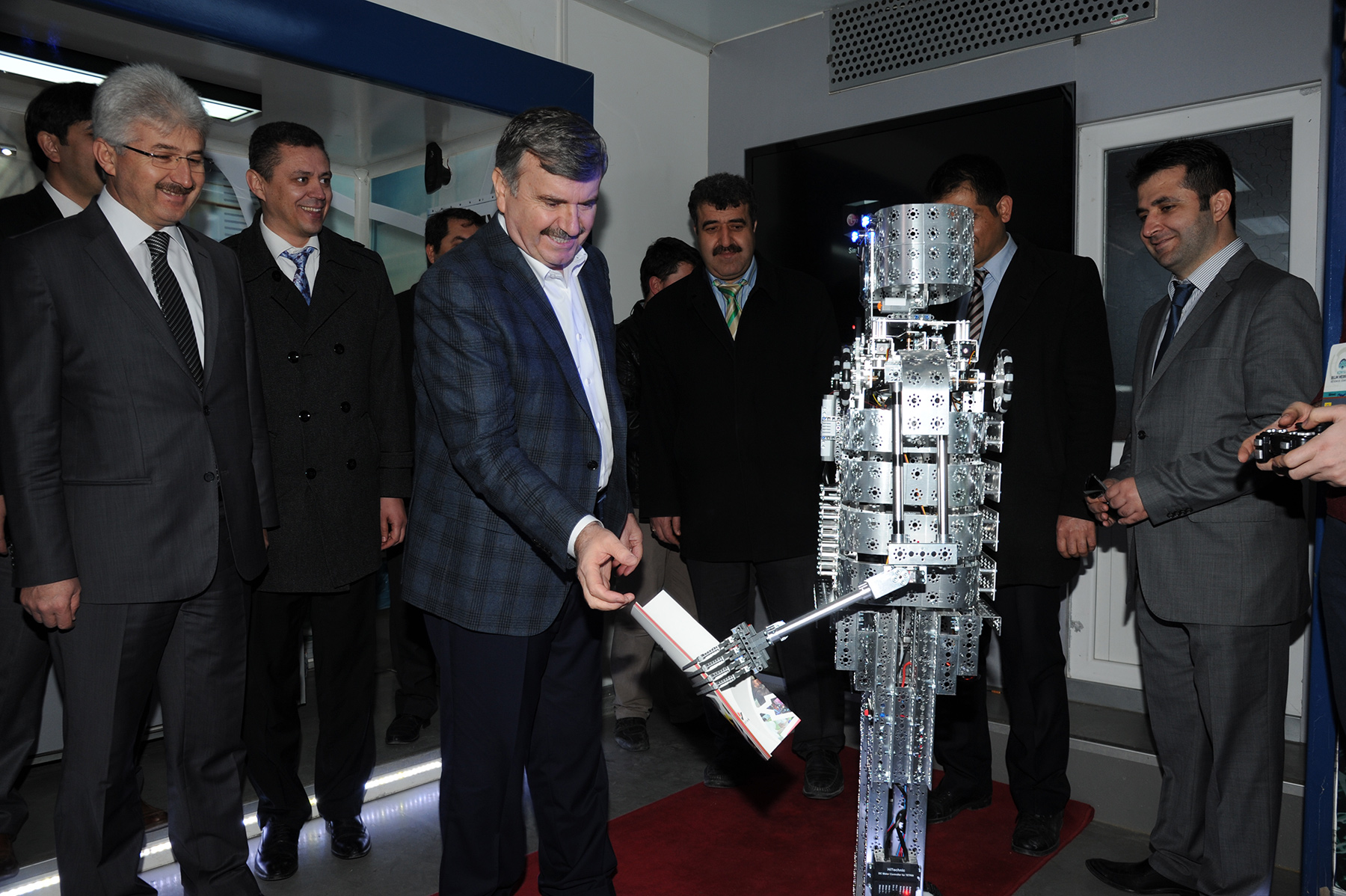 'Medeniyet Okulu' Toplumun Tamamını Kucaklıyor