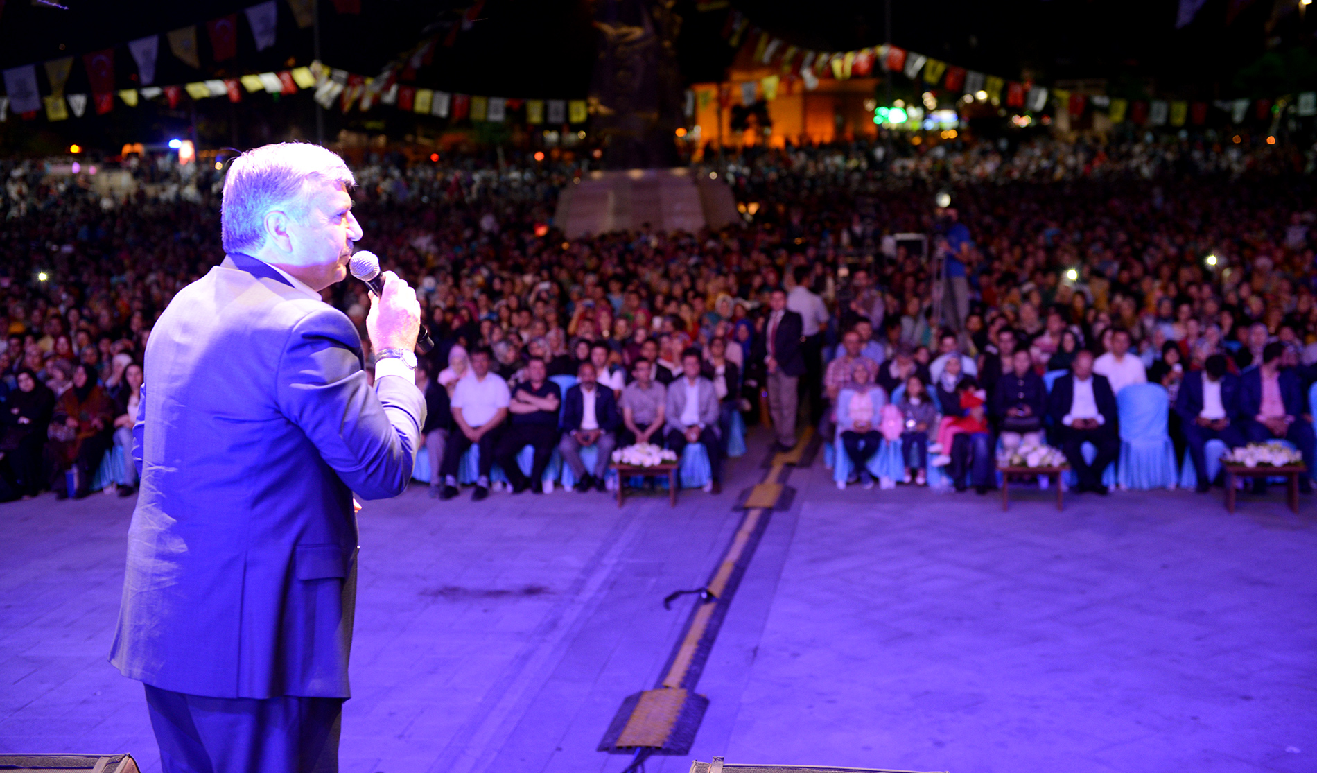 Maher Zain Konya'da Gençlerle Buluştu