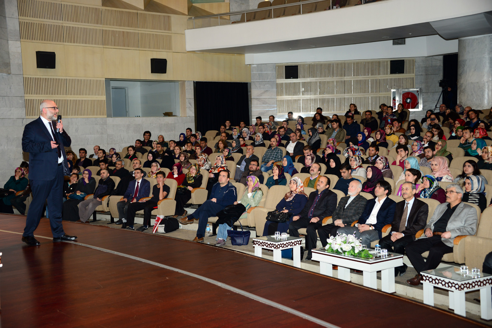Popüler kültür Aile Okulu Seminerlerinde anlatıldı